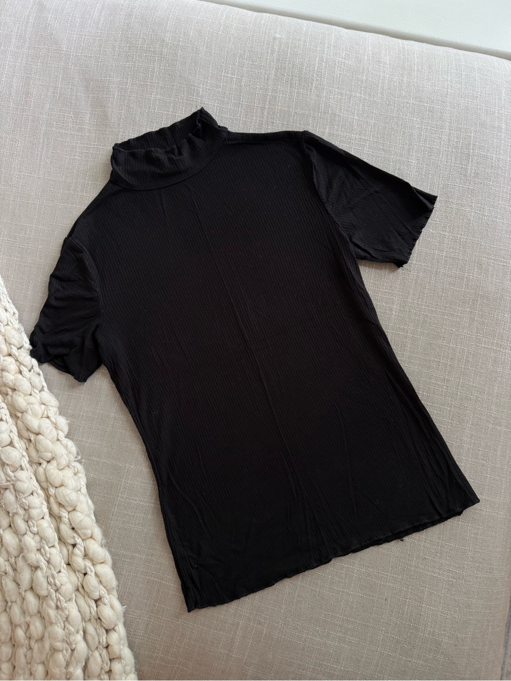Ribbed Black T-Shirt